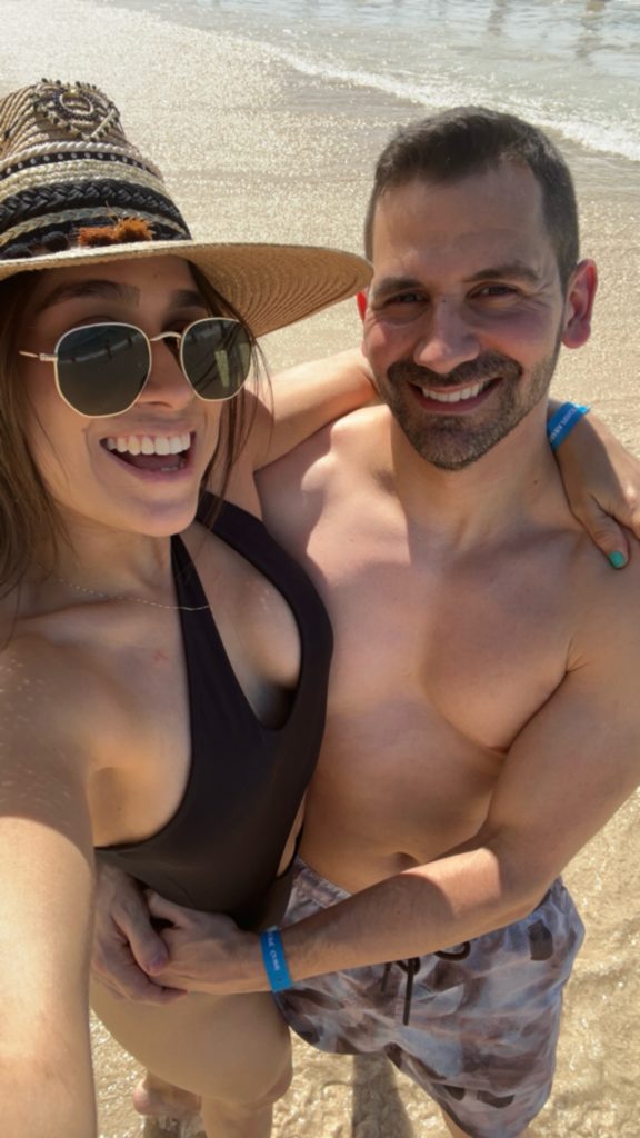 About us 4 Mariana y Pablo